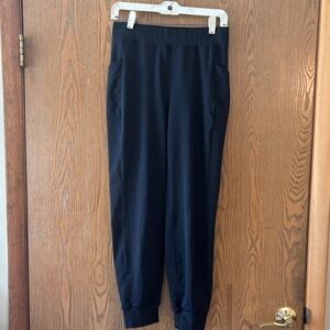 Fabletics  Black Athletic Pants Size M Inseam 25